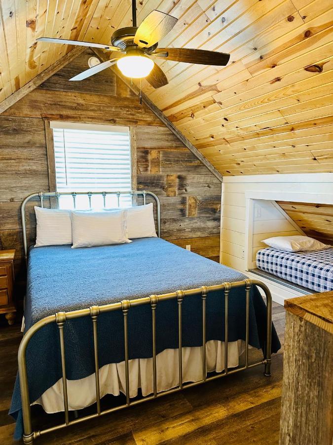 Knotty Squirrel Cabins Маунтин Вю Екстериор снимка